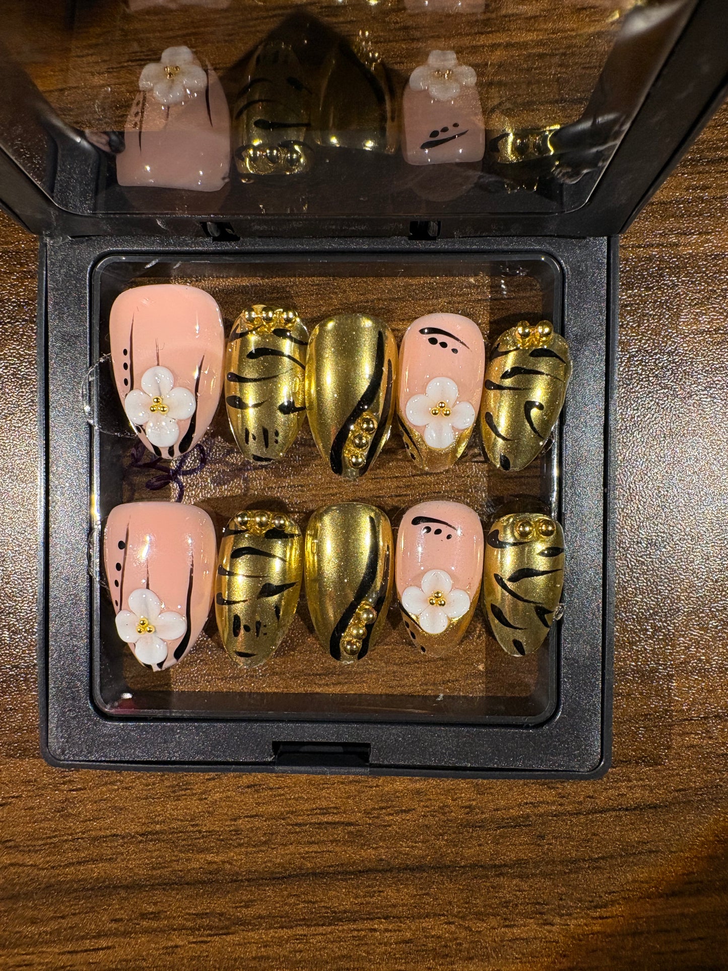 Golden Girl Nail