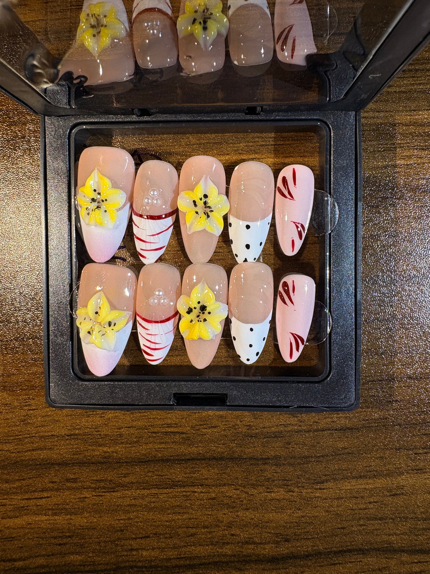 Yellow Flowers Nail