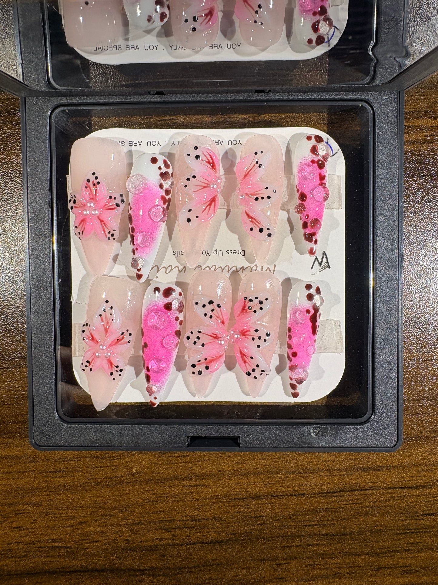 Pinkie Flower nail